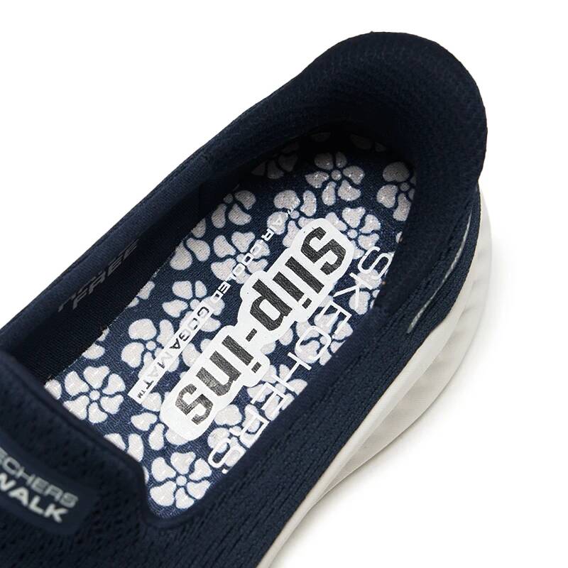 Skechers 125644-NVW 여성용 슬립인 스니 - Knit Fabric Lace Up Sneakers 리뷰 및 가격